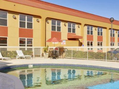 Ramada By Wyndham West Memphis Hotel Kemudahan gambar